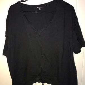 3X Charlotte Russe black cropped tee